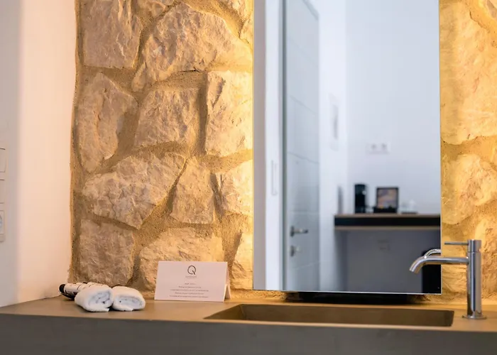 Quartano By Heliessa, Adults Only נאוסה