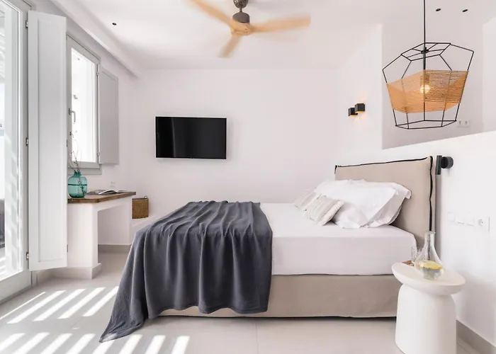 מלון Quartano By Heliessa, Adults Only נאוסה